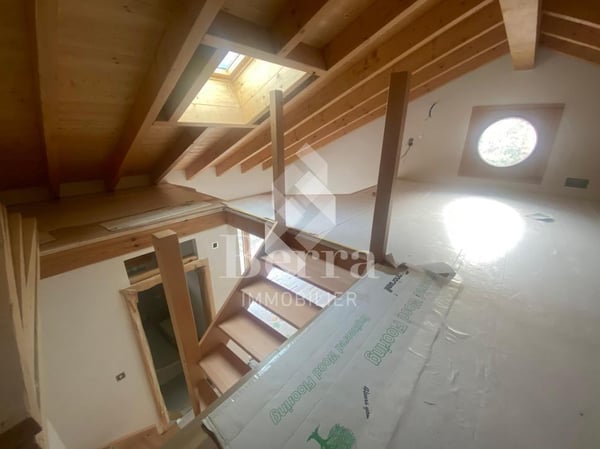 En cours de finition !! Bientôt disponible ! 11