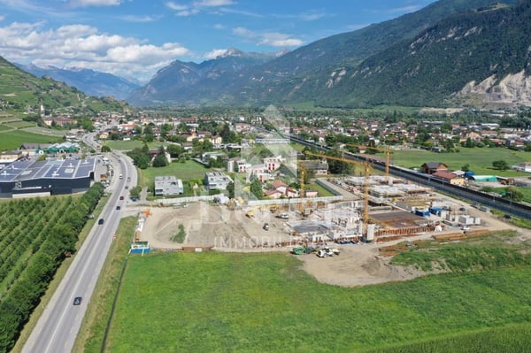 Grand studio en rez-jardin orienté EST 6