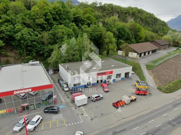 Halle industrielle/garage déjà louée 11