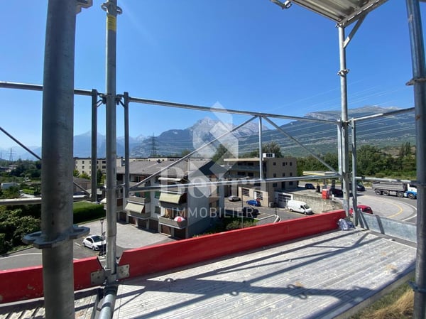 Magnifique attique orienté Ouest - Vue panoramique dégagée ! 4