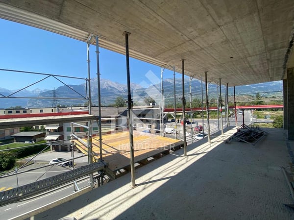 Magnifique attique orienté Ouest - Vue panoramique dégagée ! 8