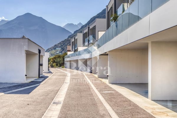 Disponible dans les 6 mois après choix des finitions 6