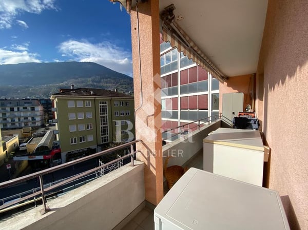 Dernier étage au centre de Monthey 3