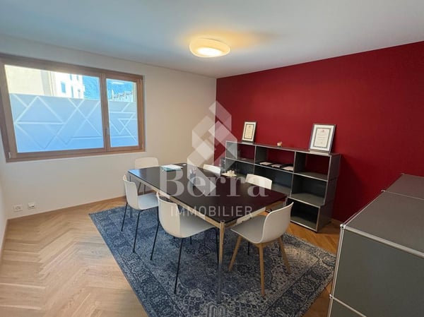 Bureau au centre de Fully à louer 3