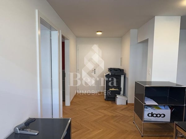 Bureau au centre de Fully à louer 4