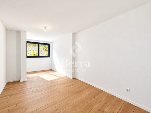 Les travaux sont terminés et les appartements disponibles de suite ! 12