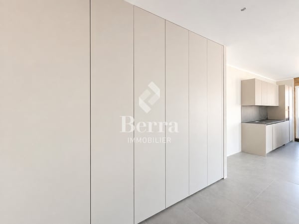 Spacieuse villa contigüe neuve disponible de suite 4