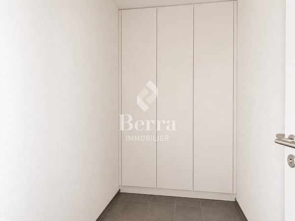 Spacieuse villa contigüe neuve disponible de suite 10