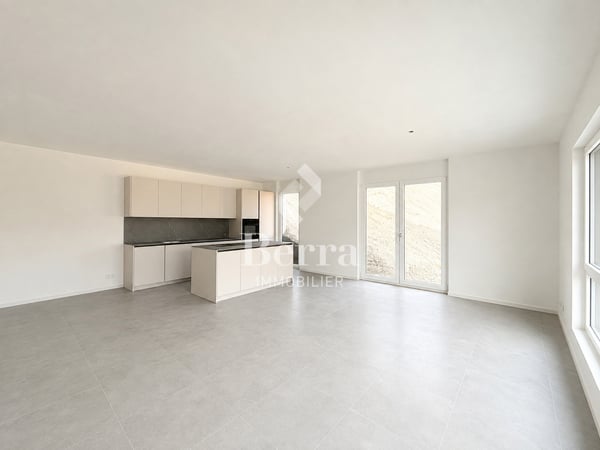 Spacieuse villa contigüe neuve disponible de suite 1