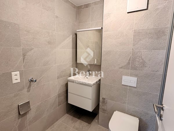 NEUF !!! appartement de 4.5 pièces ! DISPONIBLE DE SUITE 9