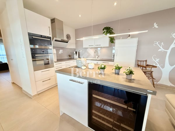 Superbe appartement de standing dans le centre de Martigny 8