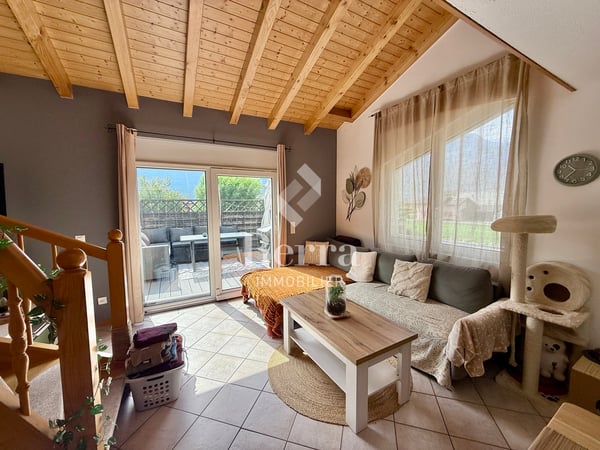 Superbe appartement 2.5p + bureau en attique duplex à Saillon 1