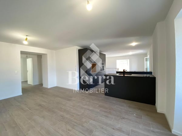 Duplex de 4.5 pièces avec jardin privatif de 405 m2 4