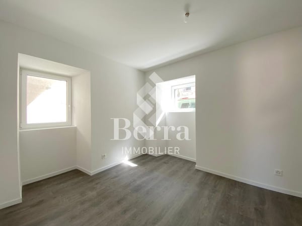 Duplex de 4.5 pièces avec jardin privatif de 405 m2 9
