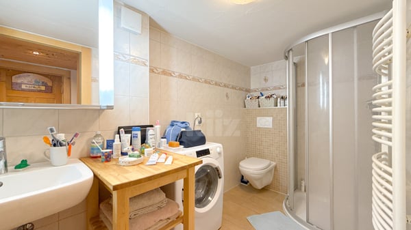 Charmante villa de deux appartements au formidable potentiel 11