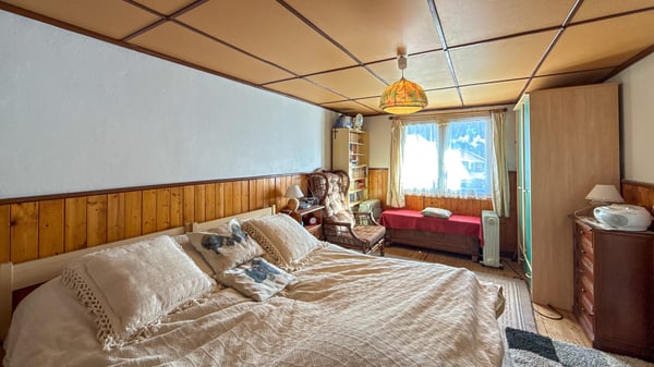 Charmante villa de deux appartements au formidable potentiel 5