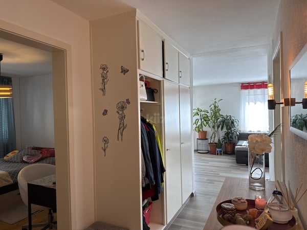 Bel appartement avec grand balcon dans petit immeuble 8