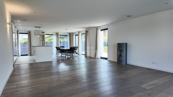 Superbe villa contemporaine de 250m2 aux finitions soignées 2