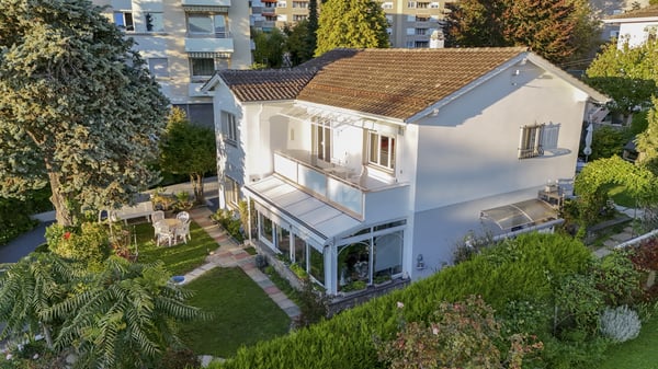 Charmante villa individuelle avec vue sur le lac et le Jura 1
