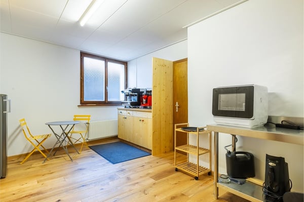 Local commercial au coeur du village 3