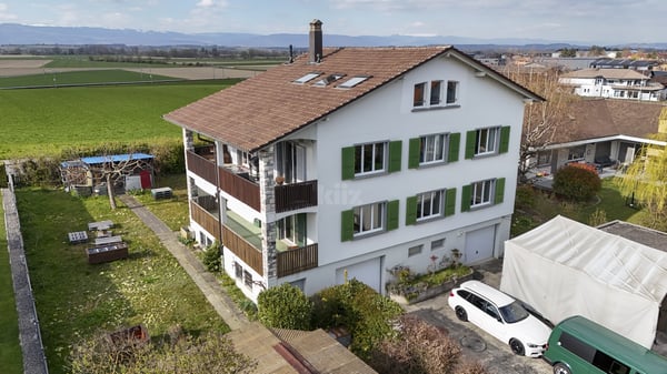 Immeuble de deux appartements et potentiel d'agrandissement