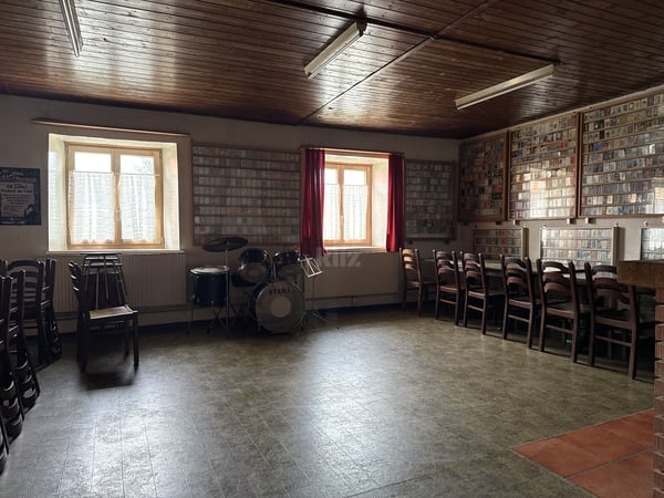 Charmante maison au calme avec un fort potentiel 9