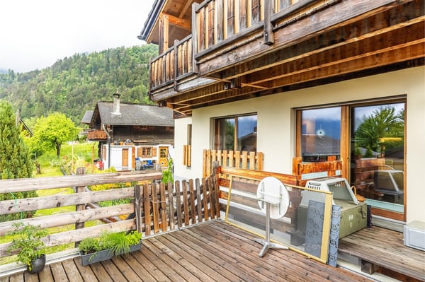 Superbe appartement rénové avec terrasse 2