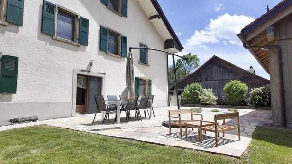 Belle maison composée de deux logements 12