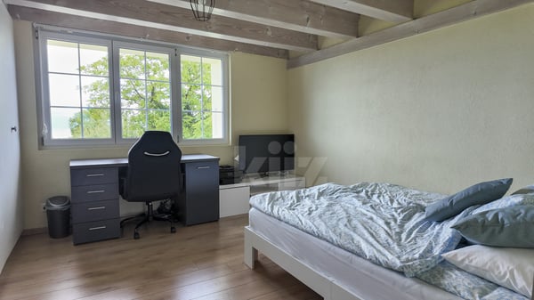 Charmante maison mitoyenne avec grand jardin et vue dégagée 5