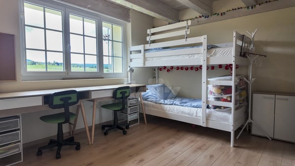 Charmante maison mitoyenne avec grand jardin et vue dégagée 6