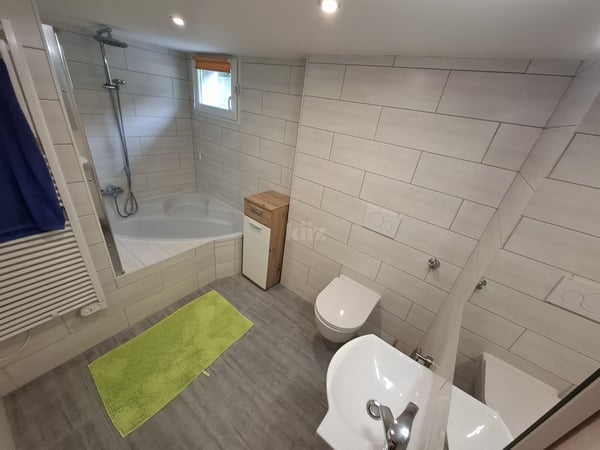 Villa au calme idéalement située 10