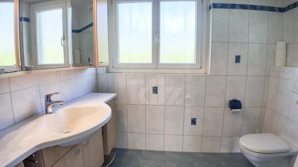 Villa au calme idéalement située 8