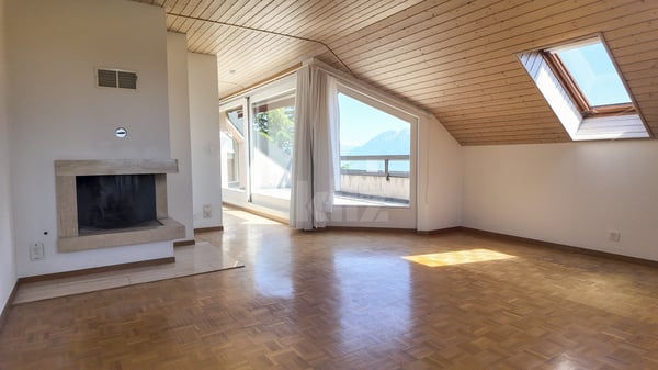 Rare! Bel appartement avec balcon et vue exceptionnelle 1