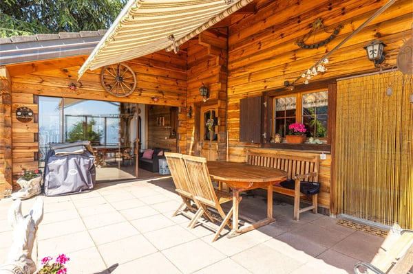 Chaleureux duplex avec terrasse et vue montagnes 4