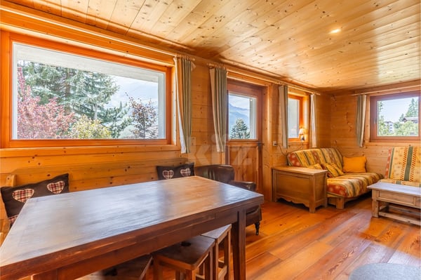Magnifique chalet avec vue imprenable sur les Alpes 7