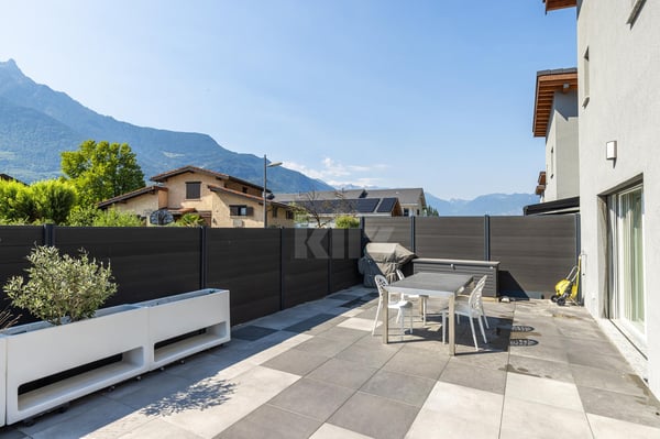 Belle villa récente avec grande terrasse 11