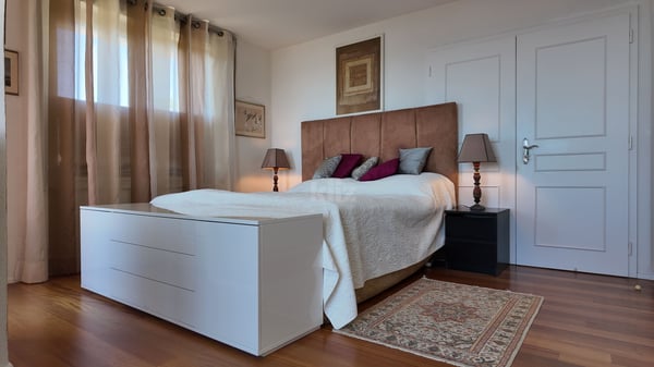 Appartement avec terrasse de 96m2, balcons et vue sur le lac 9