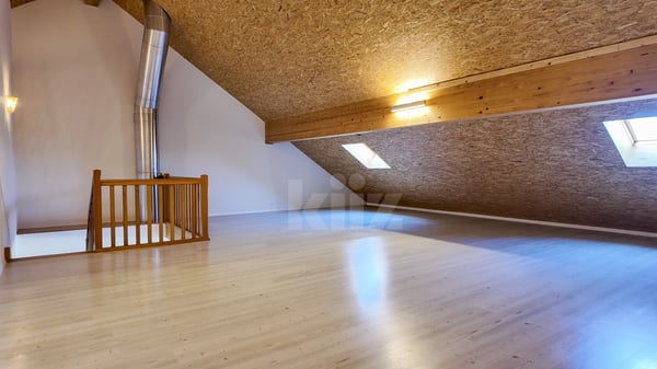 Superbe duplex rénové avec jardin privatif 9