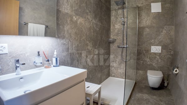 Superbe duplex rénové avec jardin privatif 11
