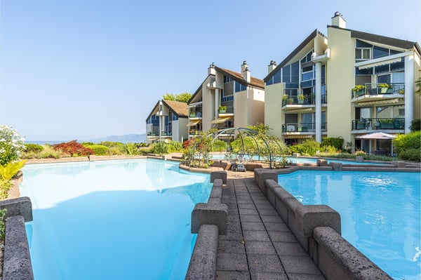 Bel appartement en front de lac avec accès plage 11