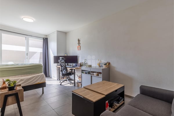 Beau studio récent avec vue sur les montagnes 5