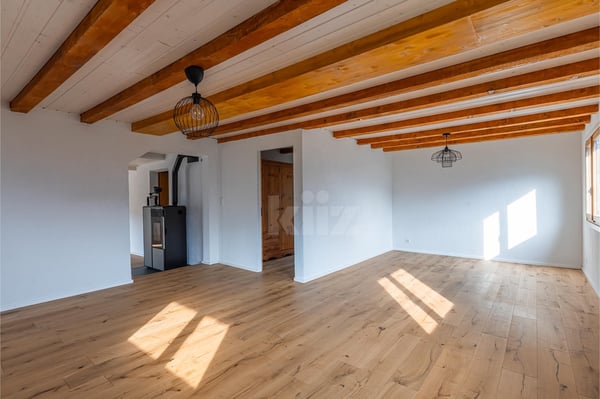 Charmante maison de deux appartements avec vue dégagée. 4