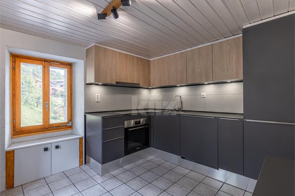 Charmante maison de deux appartements avec vue dégagée. 5