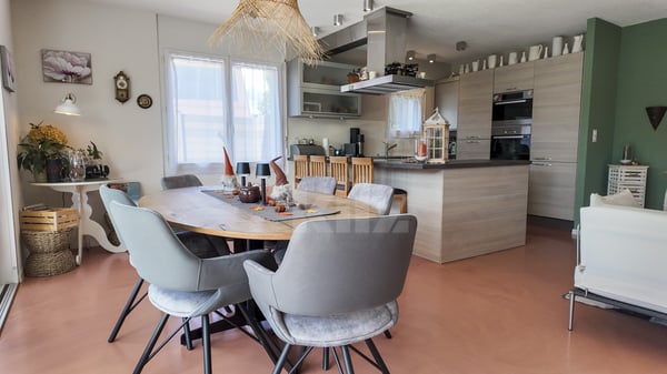Superbe appartement de plain-pied avec terrasse et jardin