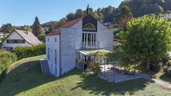 Charmante maison avec jardin et terrasse couverte 1