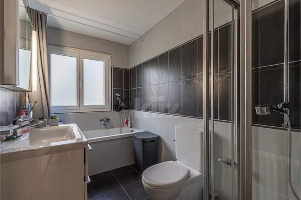 Bel appartement traversant avec balcon et vue dégagée 7