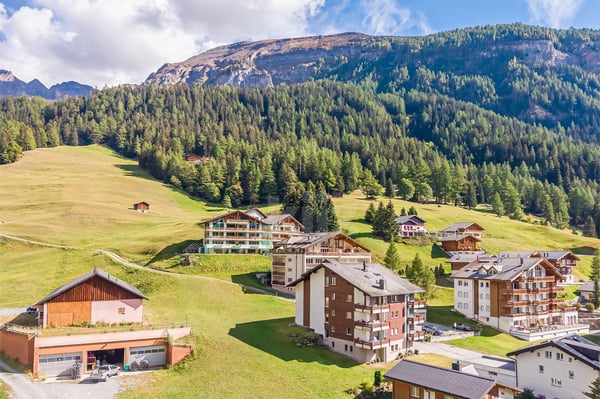 Appartement avec balcon et vue dégagée au pied des pistes 12