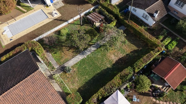 Charmante maison avec jardin arboré 11