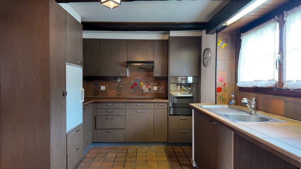 Charmante maison à rénover avec jardin 5