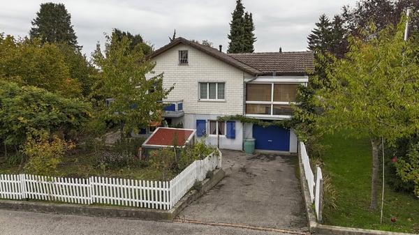 Charmante maison avec jardin arboré et balcon 12